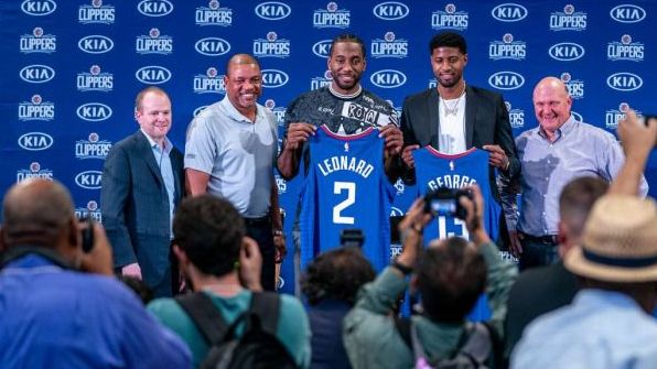 中国男篮借 中国男篮借